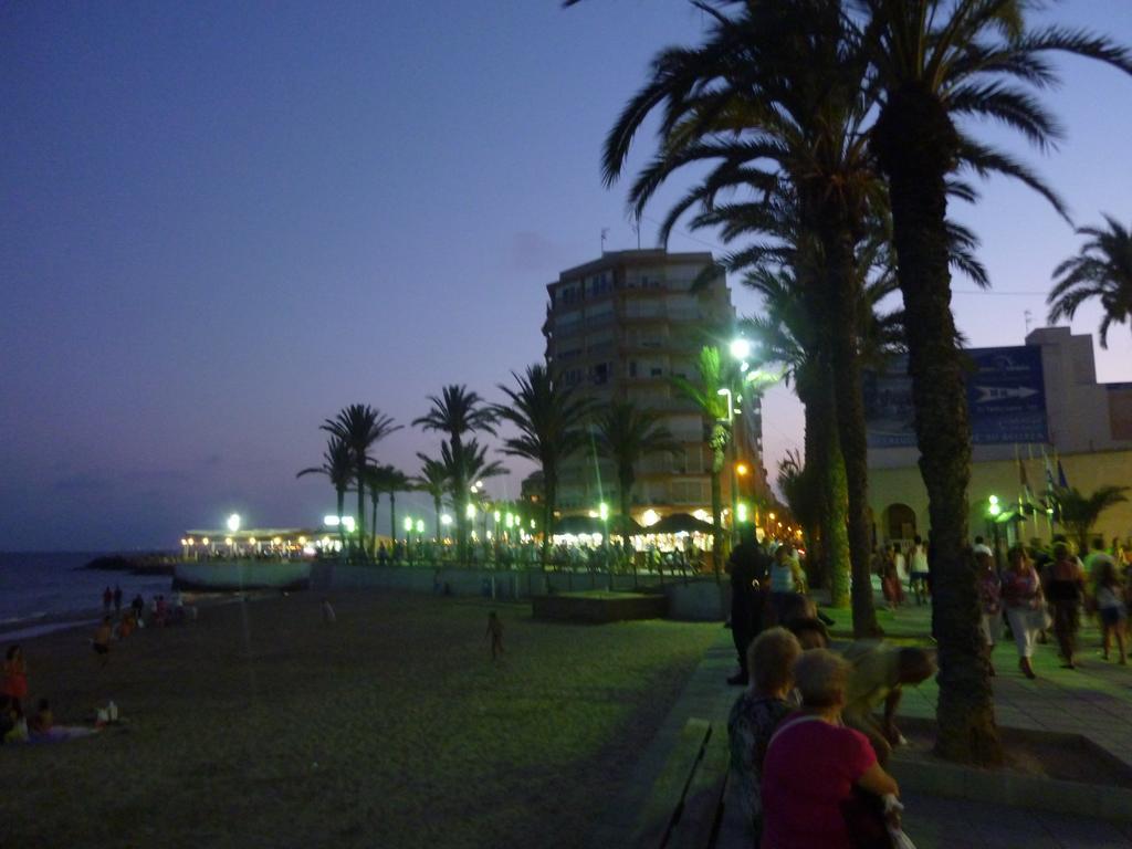 The Cozy Apartment Torrevieja Kamer foto